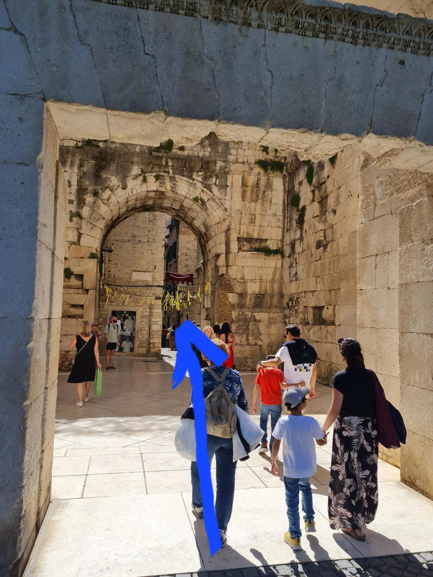Inchy Accommodation - In The Center Of Diocletian'S Palace سبليت المظهر الخارجي الصورة
