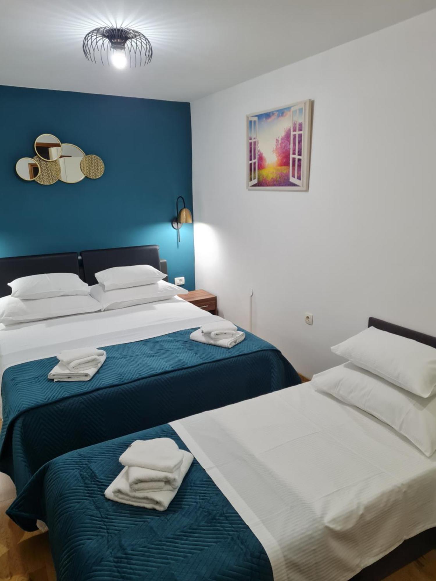 Inchy Accommodation - In The Center Of Diocletian'S Palace سبليت المظهر الخارجي الصورة